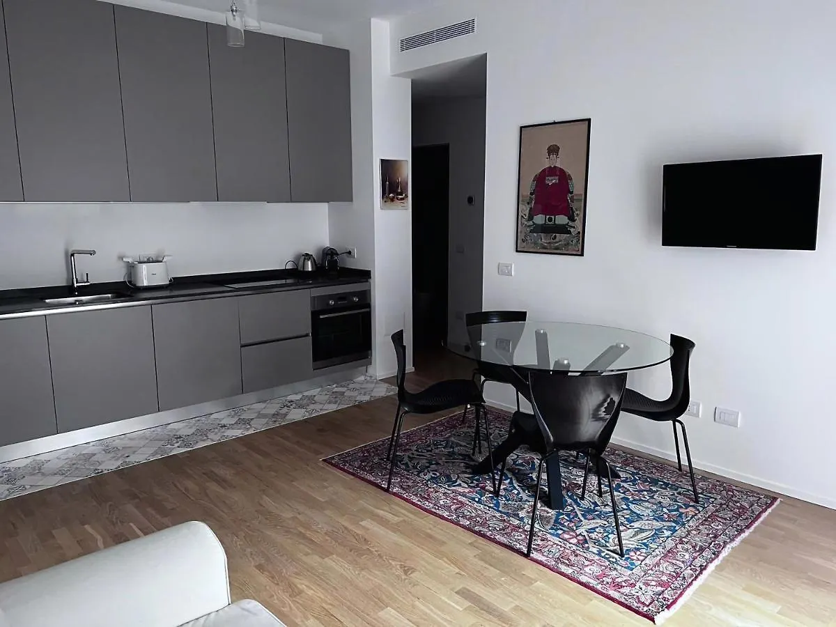 Appartamento La Chicca Di Plinio Milano Italia